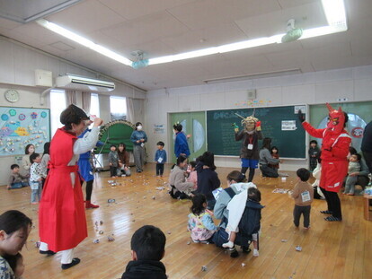 豆まきの様子1
